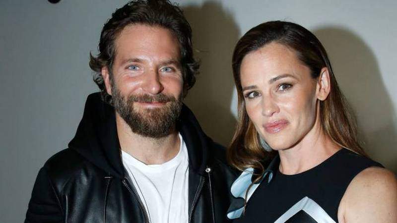 Se acaba de dar un romance entre los actores Bradley Cooper y Jennifer Garner 