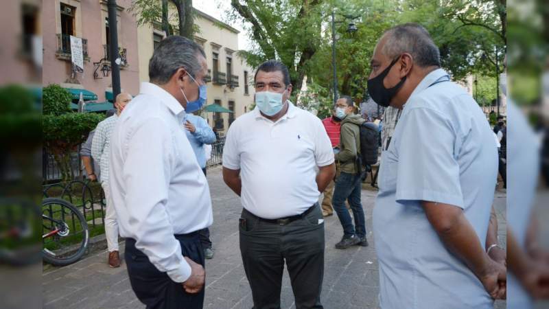 Dialoga Raúl Morón con empresarios y gerentes de centros nocturnos; pide extremar medidas sanitarias 