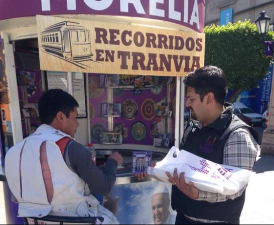 Secretaría de Turismo Municipal entrega información útil a comercios y prestadores de servicios‏  