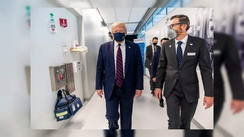 Trump: Rusia "saltó varios ensayos" en la producción de su vacuna Sputnik V 