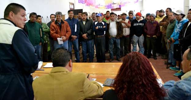 A reconocer la imaginación y creatividad artesanal, llama Marco Antonio Lagunas - Foto 3 