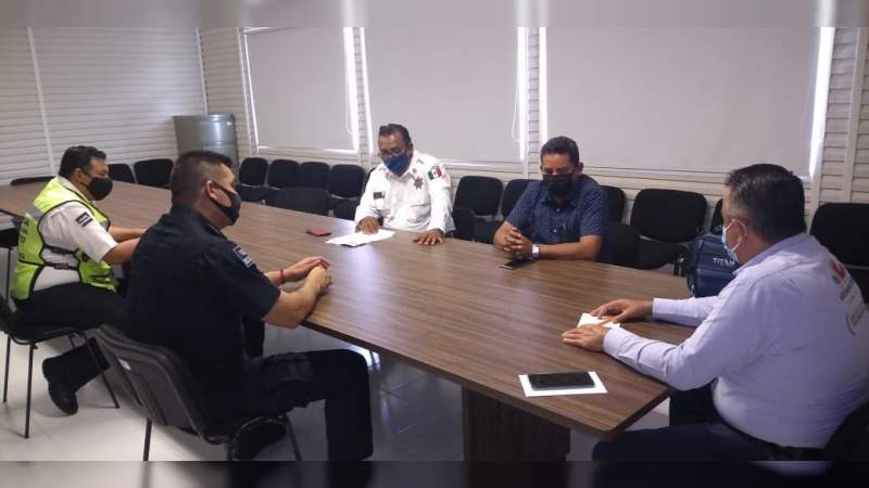 Ángel Custodio suma esfuerzos con autoridades para romper cadena de contagios en región Apatzingán, Michoacán