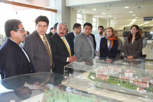 Congreso de Michoacán dona 15 hectáreas a la UNAM - Foto 1 