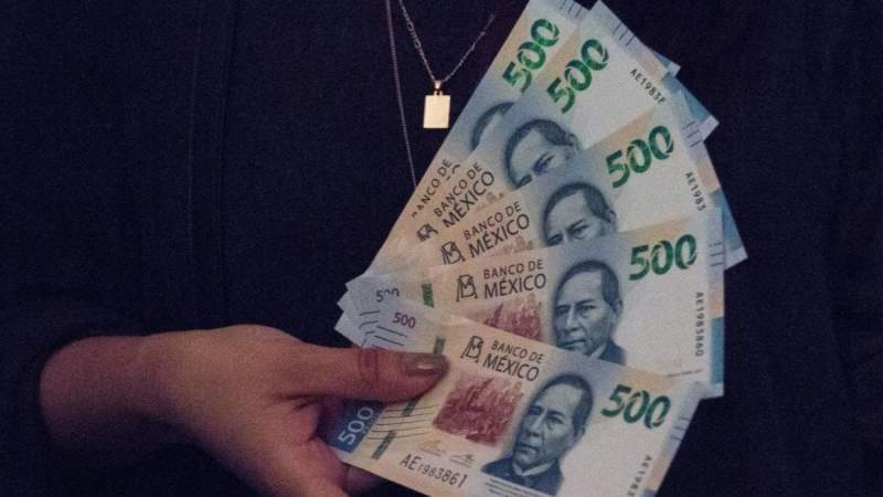 Propondrá la UIF la eliminación de los billetes de 500 y 1000 pesos para evitar el lavado de dinero 