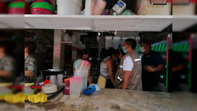 A no realizar celebraciones masivas durante septiembre exhortan autoridades sanitarias a la población