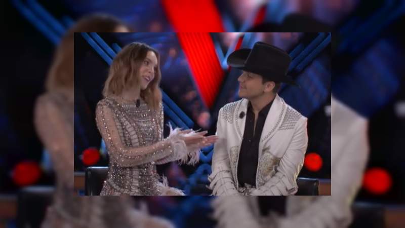 Christian Nodal manda a cambiar de vestido a Belinda, "no le tapaba nada" 