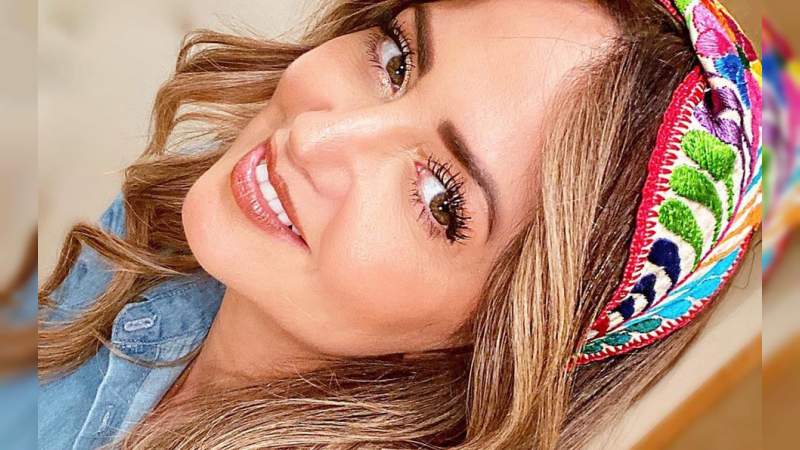 La conductora Andrea Legarreta dio positivo a Covid-19 