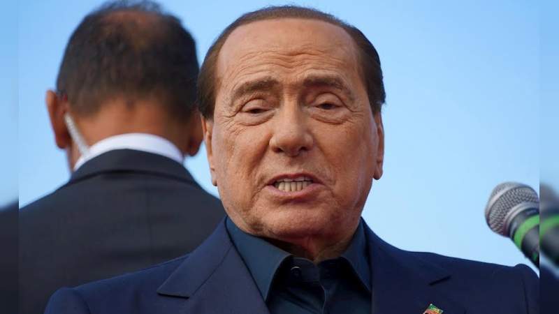 El exprimer ministro de Italia Silvio Berlusconi da positivo a Covid-19 