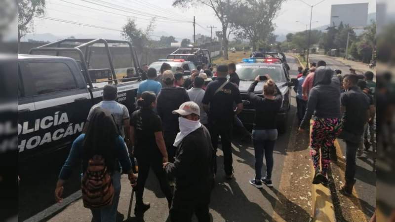 Estancado, caso de periodista y jornaleros baleados por policías, en Caltzontzin 
