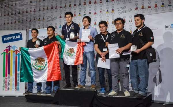 Estudiantes mexicanos ganan primer lugar en mundial de robótica - Foto 0 