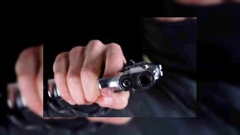 Asesinan a uno de 7 asaltantes de una tienda Coppel en Naucalpan, Estado de México 