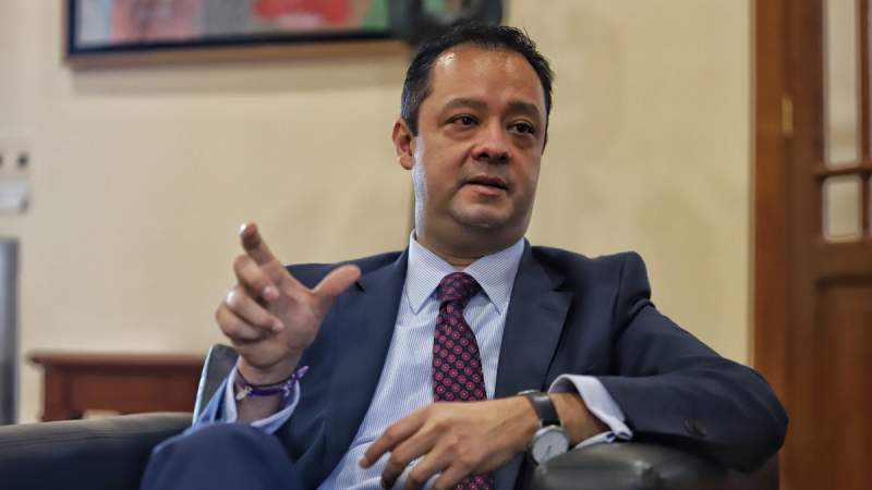 Lanzan propuesta para poner candado al precio de la gasolina 