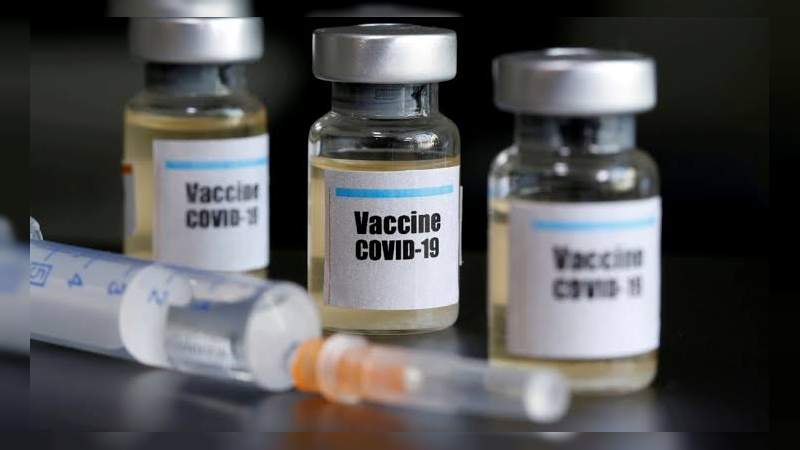 Segundo voluntario de la vacuna de AstraZeneca presentó "rara" enfermedad neurológica 