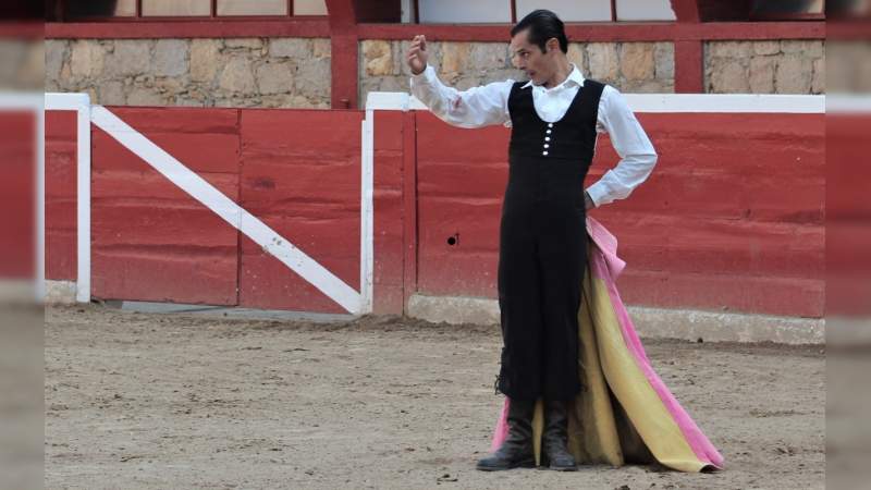 El matador Rafael Gil “Rafaelillo” le dará la alternativa en Zacatecas al moreliano Bruno Vélez 