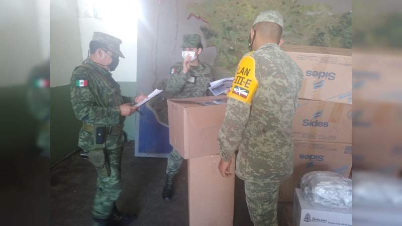 Recibe la 43 Zona Militar insumos médicos para combatir al COVID-19