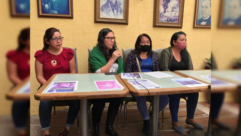 Familiares y amigos piden la aparición de Xitlali Elizabeth Ballesteros Heredia