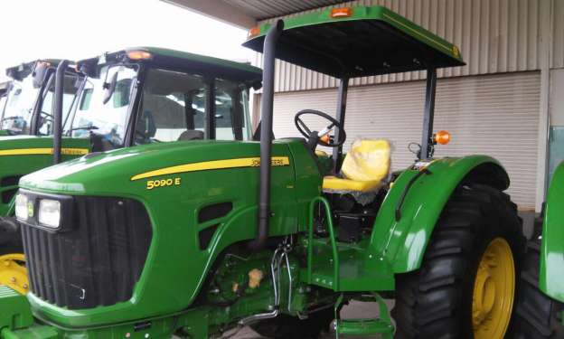 Reiteran autoridades de Morelia compromiso con afectados por robo de tractor 