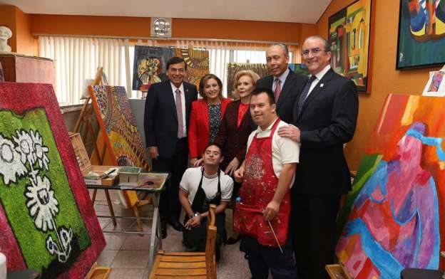 Garantiza ISSSTE atención especializada a niños con Síndrome de Down 