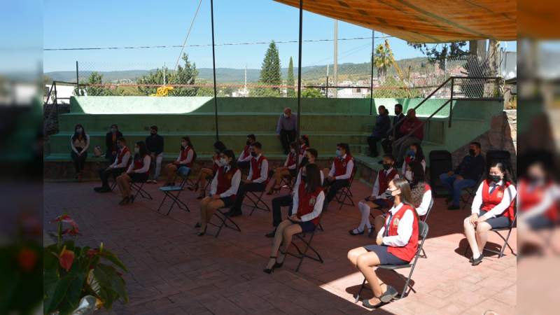 Rector de la UMSNH realiza gira por la Región Bajío
