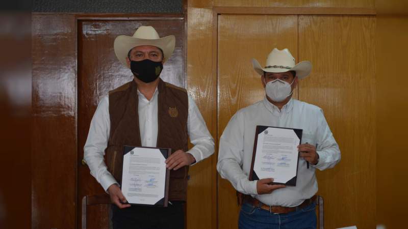UMSNH firma convenio de colaboración con la unión ganadera de Michoacán