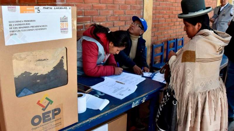 Bolivia elige a un nuevo Presidente, a un año de la renuncia de Evo Morales 