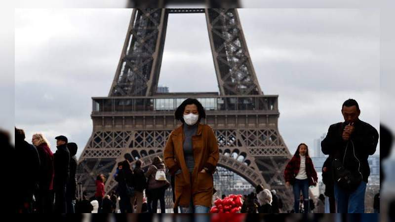 Rebrote de Covid-19 imparable en Francia, rompen récord con 52 mil casos positivos en 24 horas 