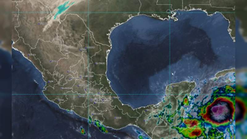 Se convierte en huracán "Zeta" y se acerca a la Península de Yucatán 