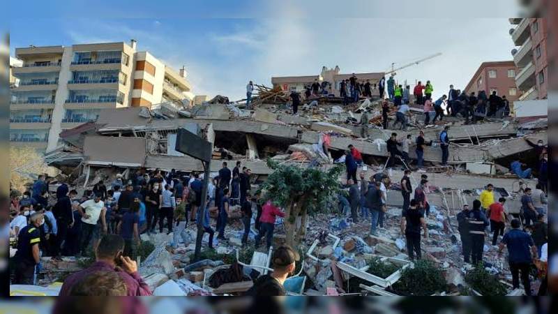 Terremoto de 7 grados en la escala de Richter crea pánico en Turquía 