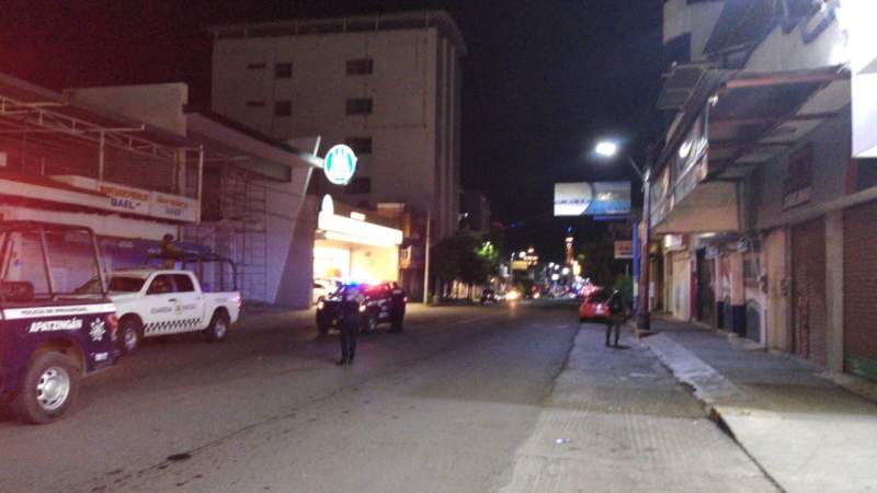 Desbordados los Apatzinguenses que se niegan a obedecer el llamado de quedarse en casa