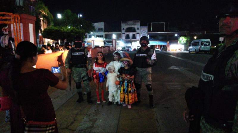 Desbordados los Apatzinguenses que se niegan a obedecer el llamado de quedarse en casa