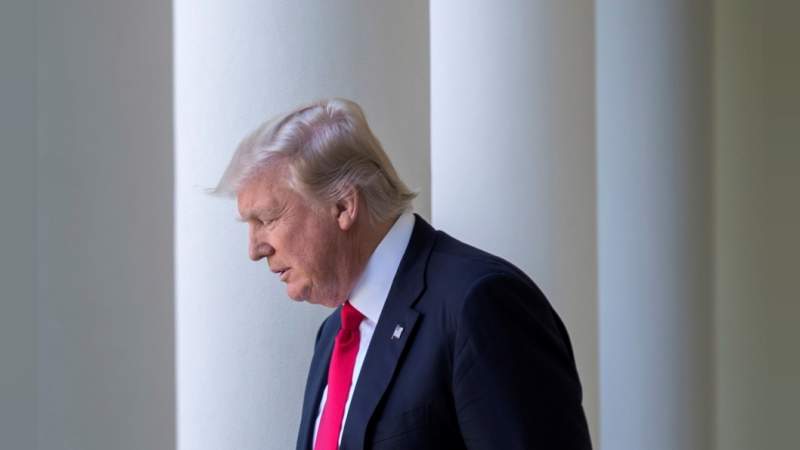 Donald Trump despide a su Secretario de Defensa a unos días de las elecciones 
