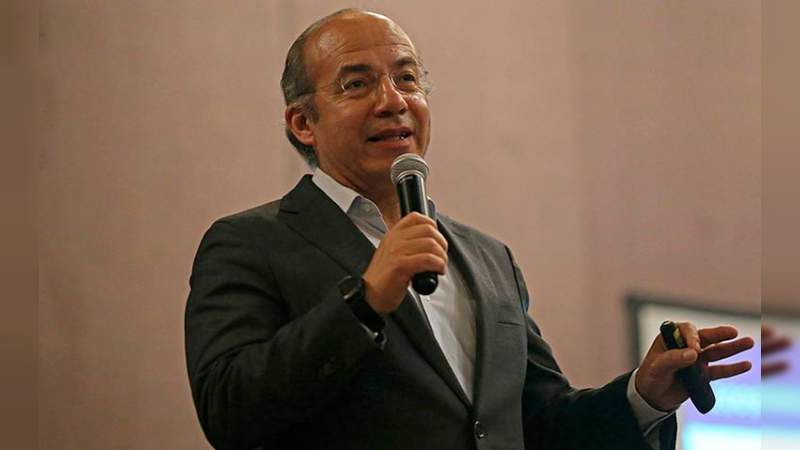 Calderón: "López Obrador debe implementar medidas más duras contra el Covid-19" 
