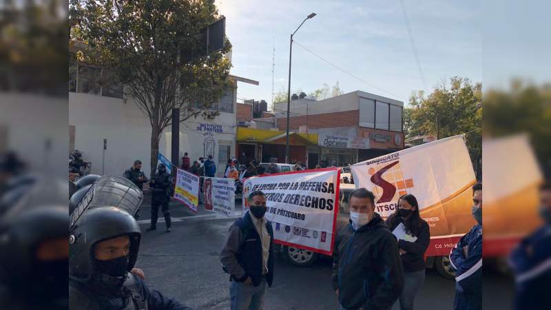 Suttebam y Tecnológicos Descentralizados exigen pagos atrasados, bloquean circulación desde Acueducto hasta la Lázaro Cárdenas