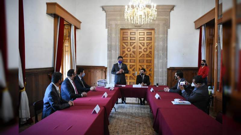 UMSNH presenta ante Congreso del Estado su Reingeniería Administrativa
