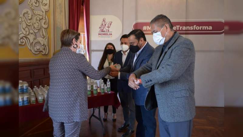 Gobierno de Morelia recibe donación, insumos sanitarios de Heineken