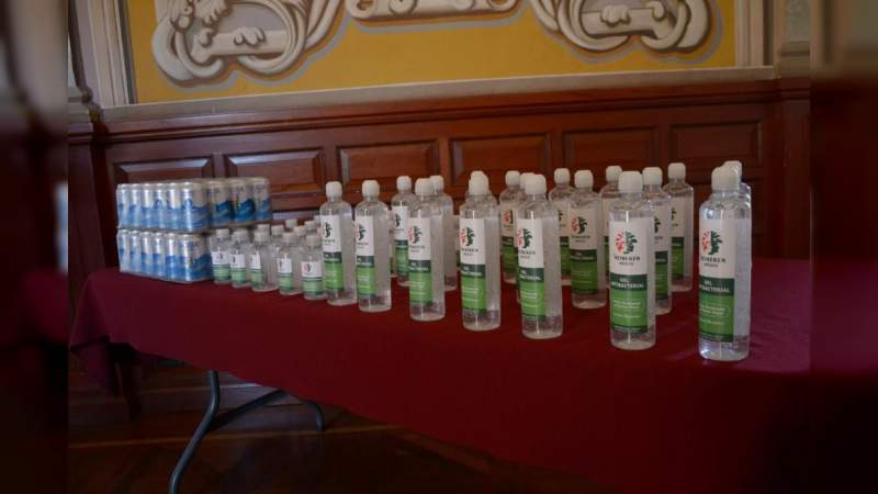 Gobierno de Morelia recibe donación, insumos sanitarios de Heineken
