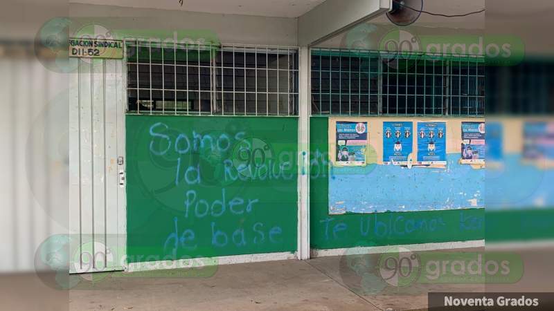 Profesores de la CNTE “Poder de Base” vandalizaron la ESFU 2, de Uruapan 