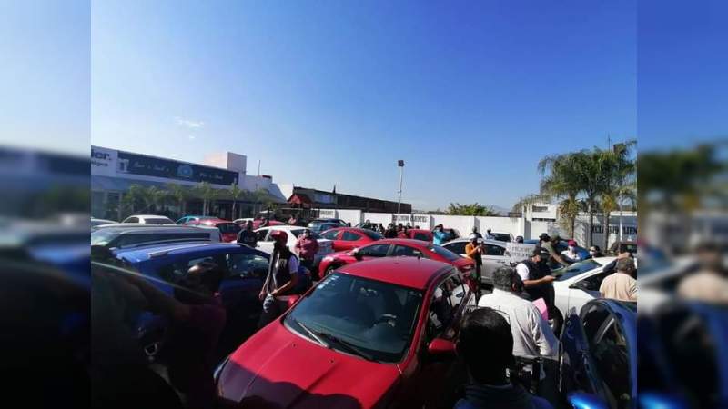 Conductores de Uber se manifiestan este lunes en Morelia 