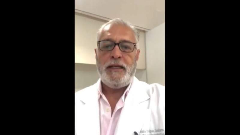Médico de la CDMX asegura, "Sino decretan semáforo rojo más gente morirá" 