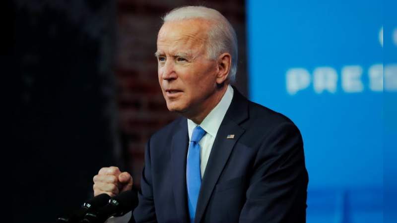 Joe Biden recibiría la vacuna anticovid la próxima semana 