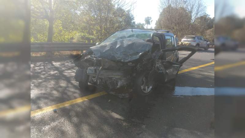 Trágico accidente en la Siglo XXI deja dos muertos y tres heridos