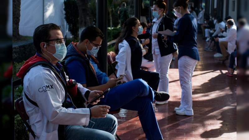 Se terminó la vacuna contra el coronavirus, personal médico no alcanzó dosis 