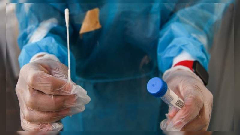 Científicos japoneses aseguran que el Covid-19 sigue vivo después de 9 horas en la piel 