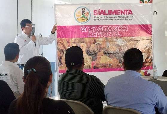 Sepsol capacita a Comités de Transparencia del Programa Sí Alimenta 