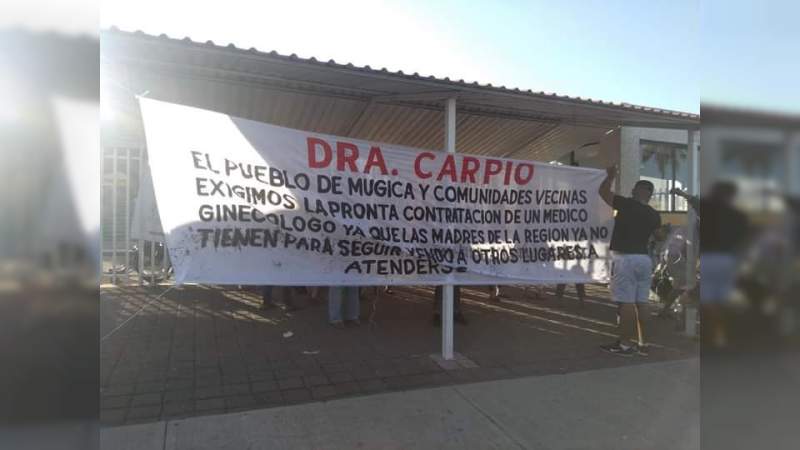 En Múgica se manifiestan para exigir destitución del director del Hospital Comunitario de Nueva Italia