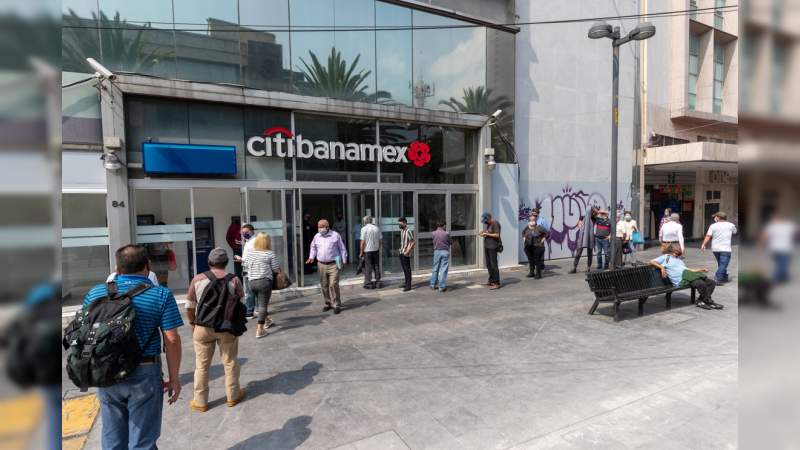 Ganancias de los bancos caen 36.5% durante 2020 