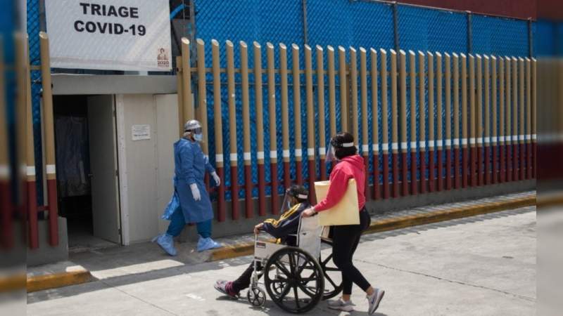 A punto de colapsar hospitales en el centro del país, 111 se encuentra al límite de su capacidad 