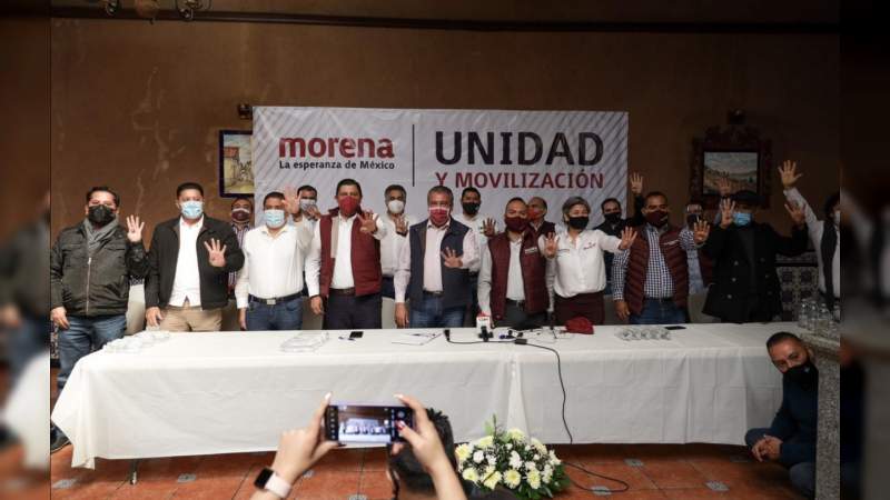 Liderazgos de MORENA de Uruapan apoyan a Raúl Morón 