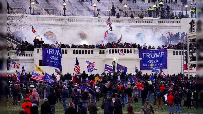 FBI lanza alerta sobre posibles protestas armadas por investidura de Biden 