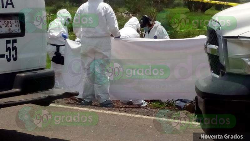 Con el "tiro de gracia" ejecutan a tres hombres en Cotija, Michoacán 